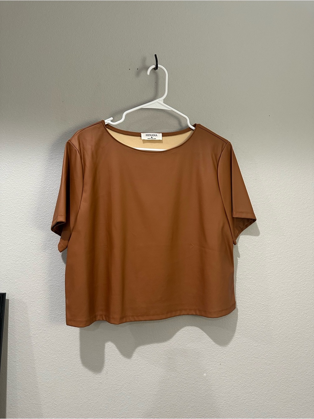 Zenana Outfitters Rust Brown Short Sleeve Scoop Neck Top